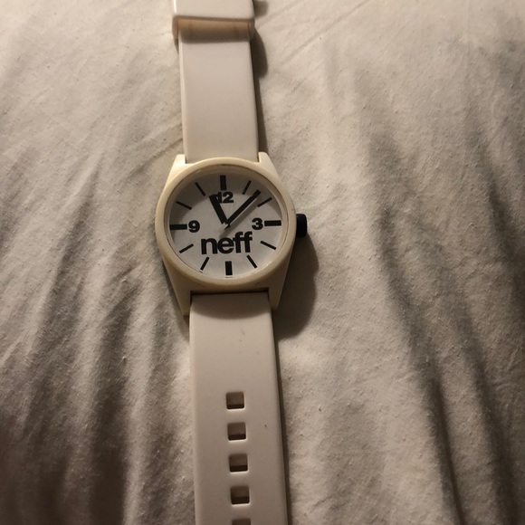 Watch - Picture 4 of 4